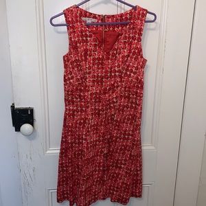 Maggy London V-Line Sleeveless Dress